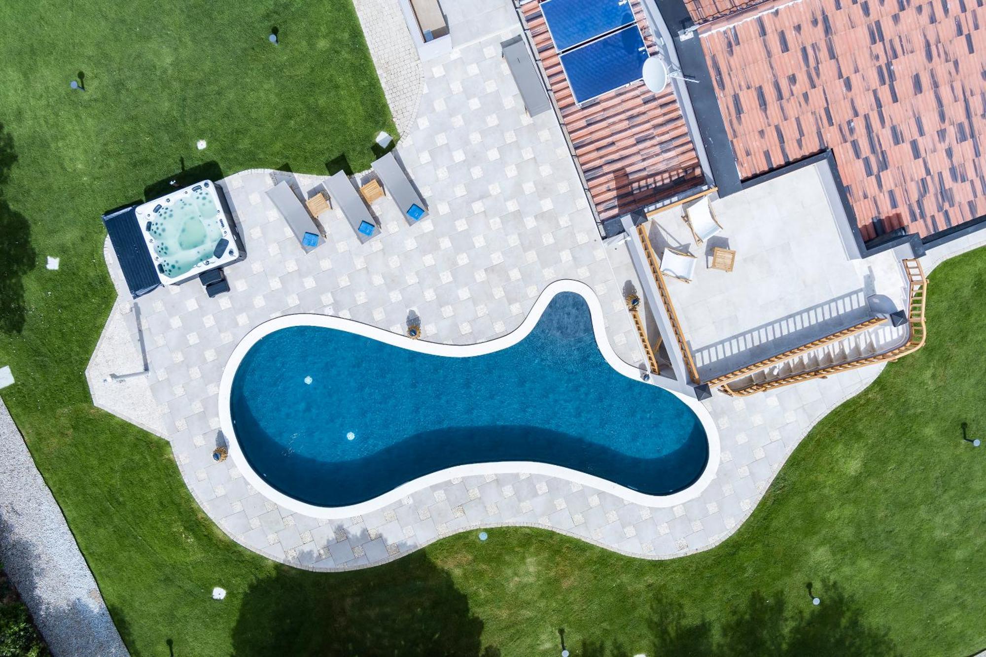 סאן תאודורו Villa Golden Root Real Estate מראה חיצוני תמונה